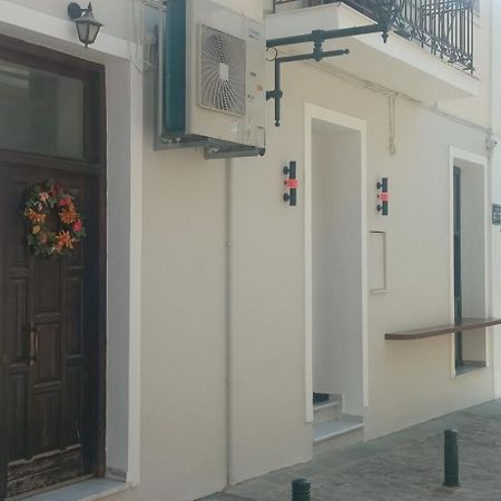 Evi'S Apartment Nafpaktos Екстериор снимка