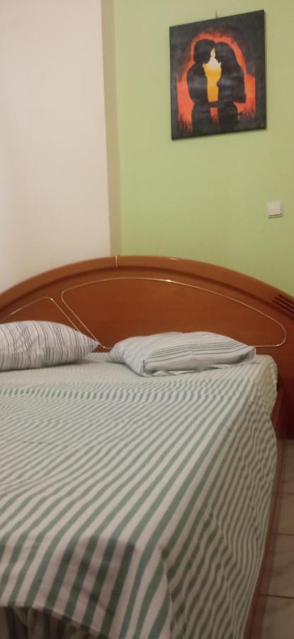 Evi'S Apartment Nafpaktos Екстериор снимка